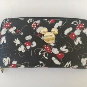 Disney’s Mickey & Minnie Zip Around Wallet